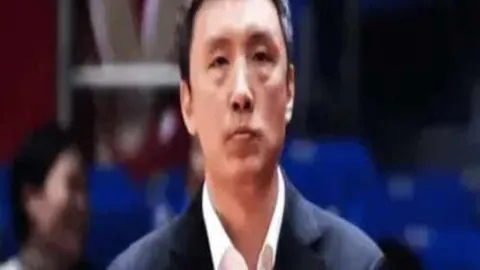 大乐透期号专家推荐：信心哥伦甲质合分析前区十码